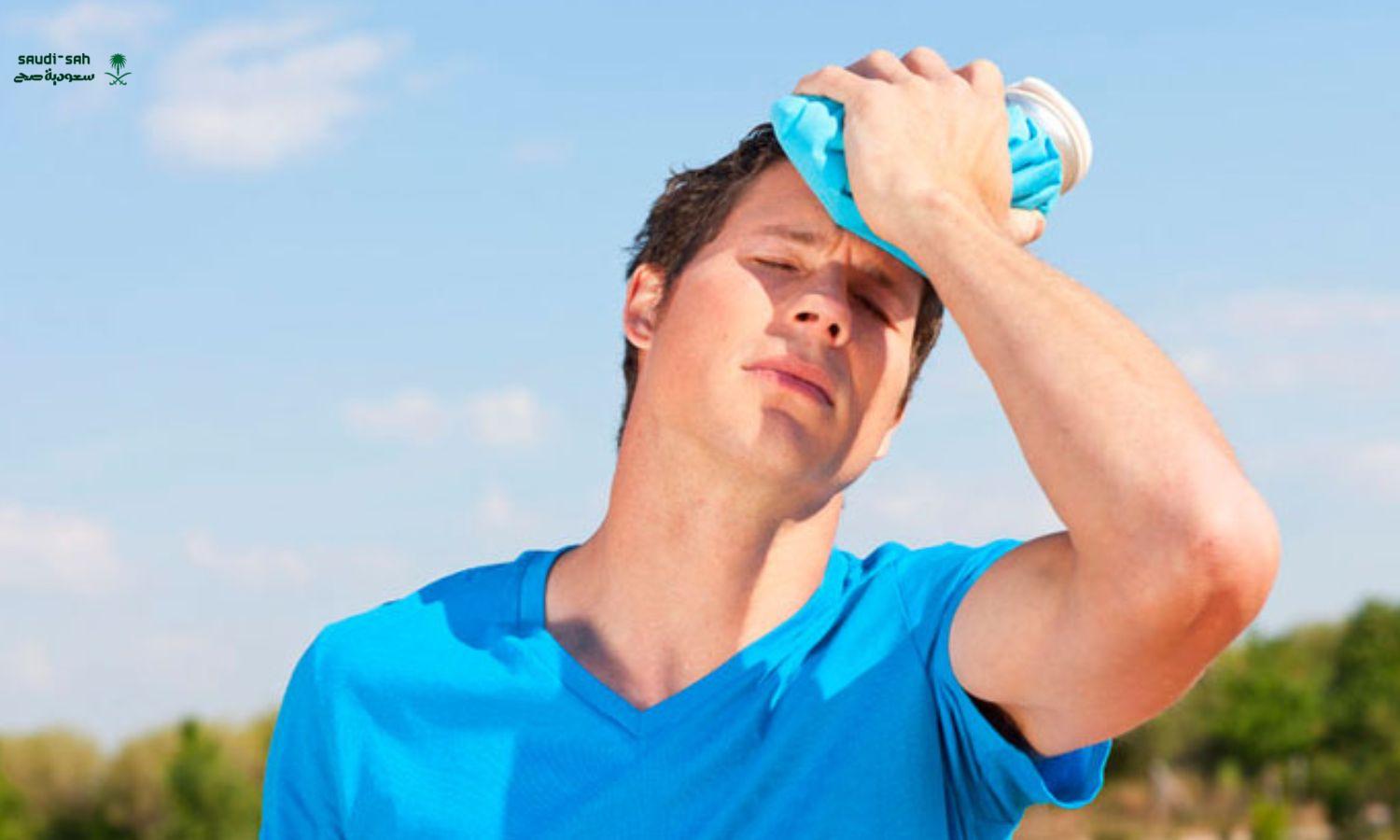 ما هي ضربة الشمس؟ الأعراض الخطيرة وطرق الوقاية في أوقات الحر الشديد